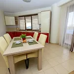 Samali Apartmanhotel 3*